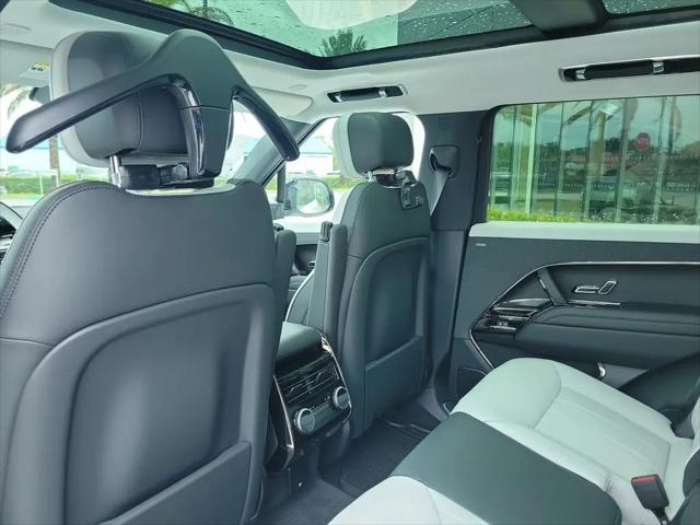 2026 Land Rover Range Rover Sport P400 Dynamic SE