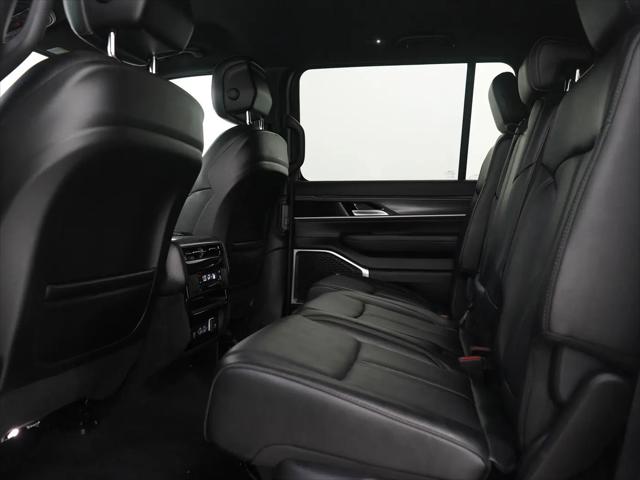 2023 Jeep Wagoneer Series III