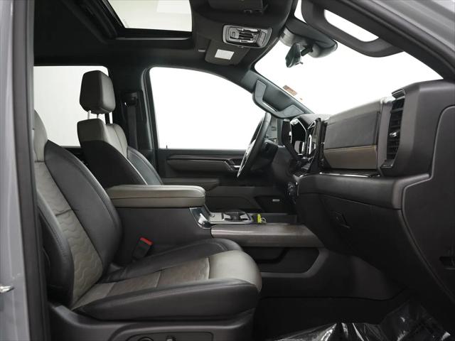 2025 Chevrolet Silverado 2500HD Crew Cab, Standard Bed, ZR2, 4WD