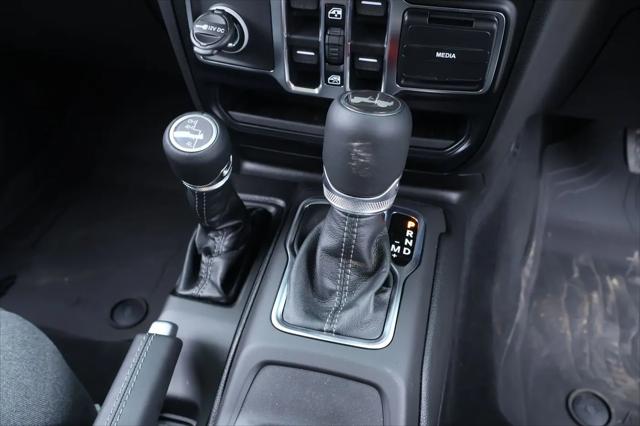 2026 Jeep Wrangler 4-Door Sport RHD 4x4