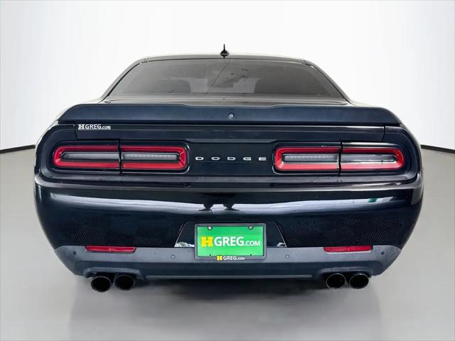 2016 Dodge Challenger R/T Scat Pack