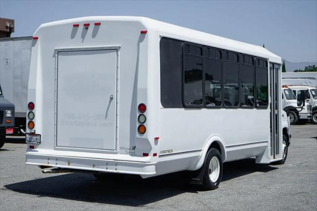 2013 Ford E-450 Cutaway E-450