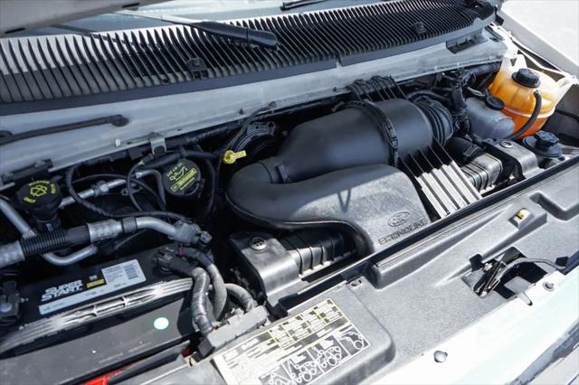 2013 Ford E-450 Cutaway E-450
