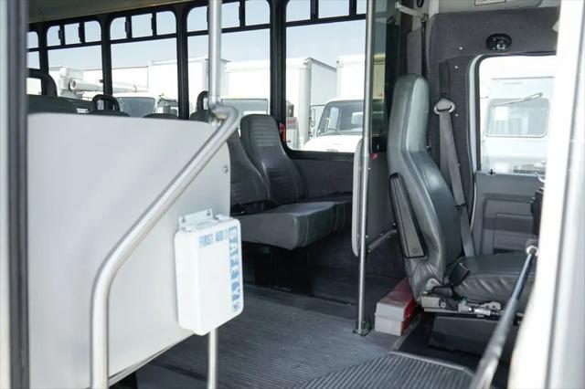 2013 Ford E-450 Cutaway E-450