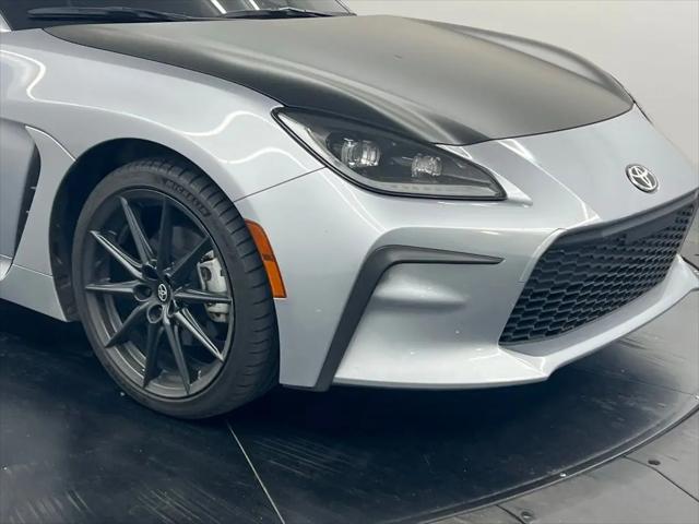 2025 Toyota GR86 Premium