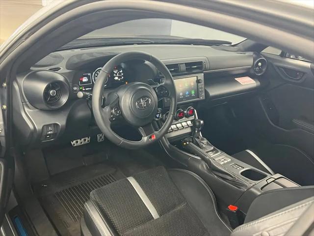 2025 Toyota GR86 Premium