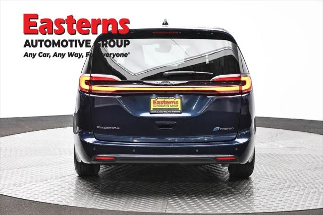 2023 Chrysler Pacifica Hybrid Touring L