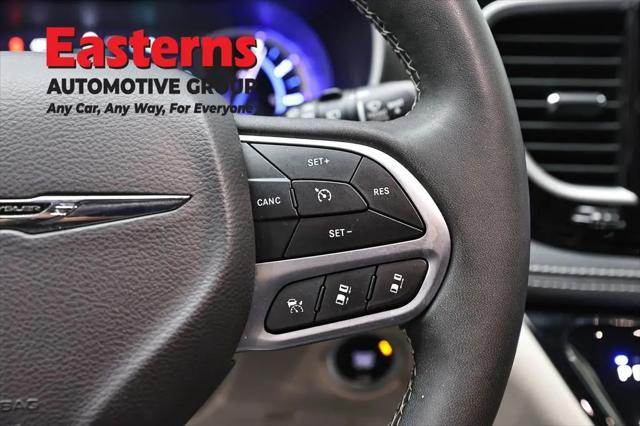 2023 Chrysler Pacifica Hybrid Touring L
