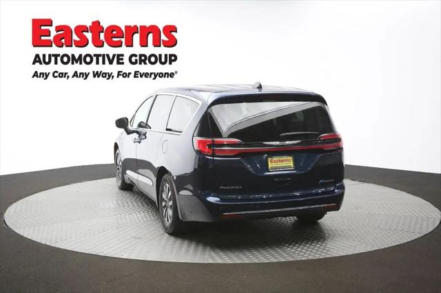 2023 Chrysler Pacifica Hybrid Touring L