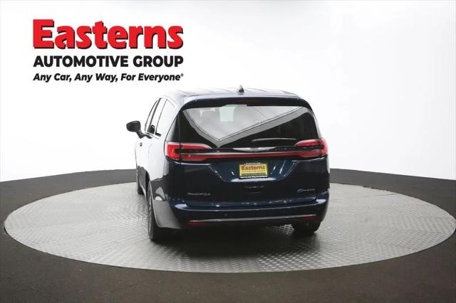 2023 Chrysler Pacifica Hybrid Touring L