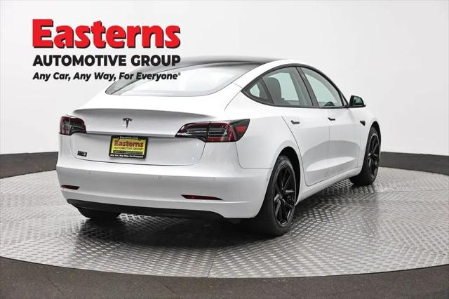 2021 Tesla Model 3 Standard Range Plus Rear-Wheel Drive