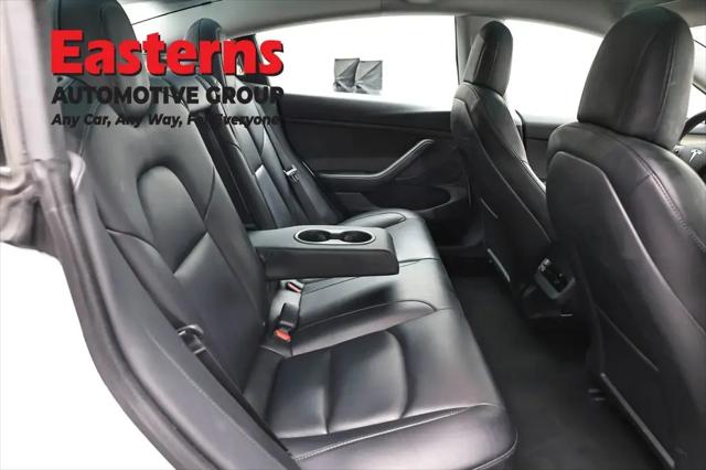 2021 Tesla Model 3 Standard Range Plus Rear-Wheel Drive