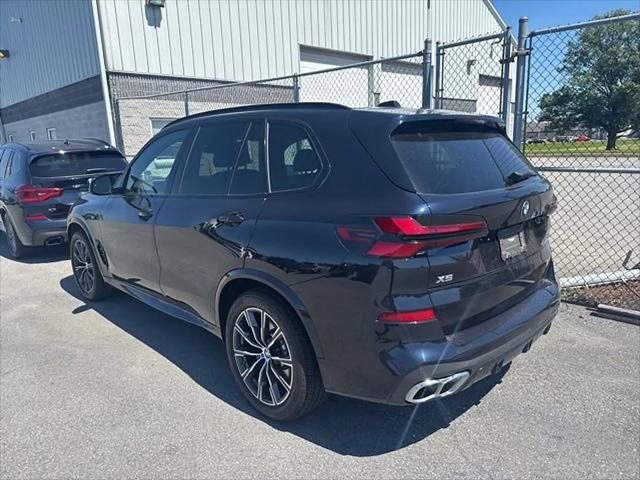 2024 BMW X5 M60i