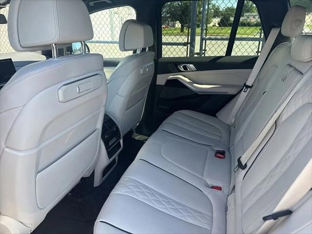 2024 BMW X5 M60i