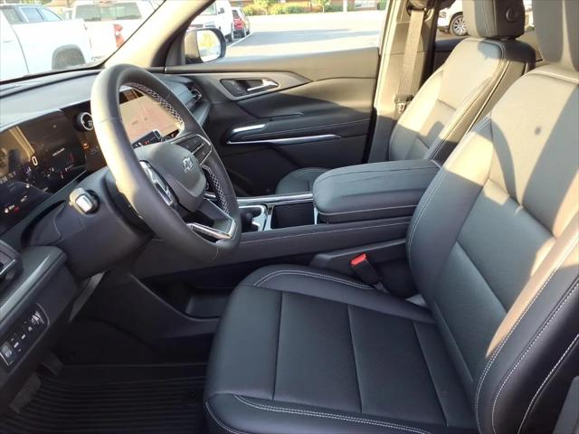 2026 Chevrolet Traverse AWD LT