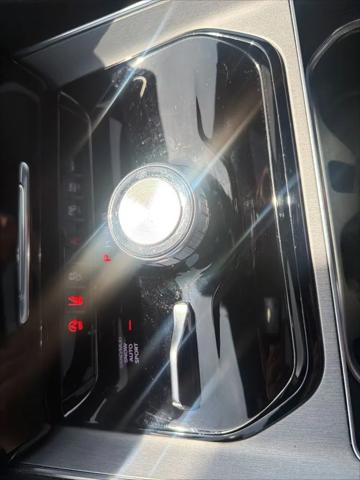 2023 Jeep Wagoneer Series II Carbide 4x4