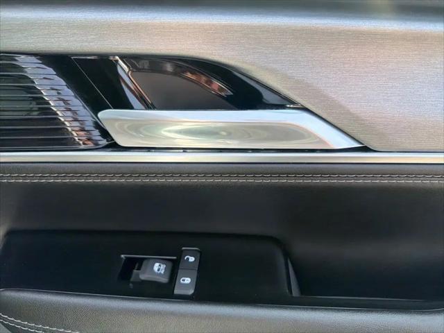 2023 Jeep Wagoneer Series II Carbide 4x4