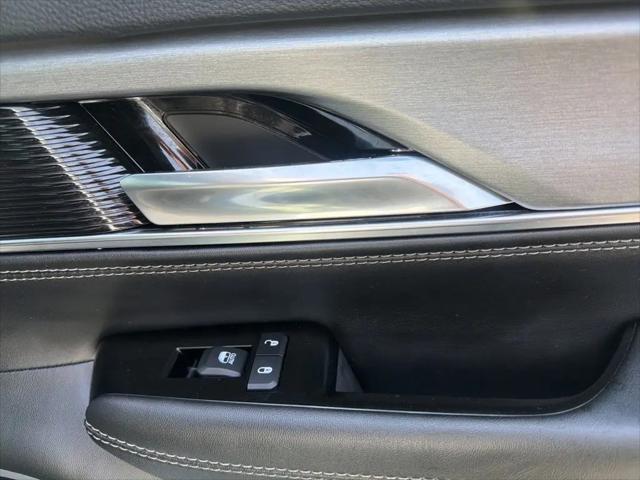 2023 Jeep Wagoneer Series II Carbide 4x4