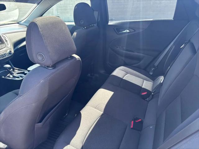2022 Chevrolet Malibu FWD LT
