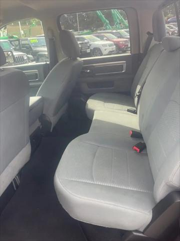 2017 Ram 1500 SLT Crew Cab 4x4 64 Box
