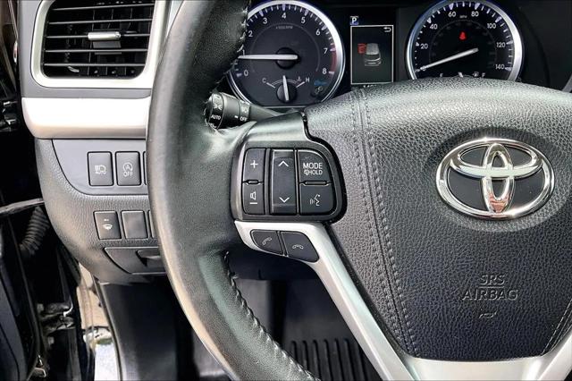 2019 Toyota Highlander SE