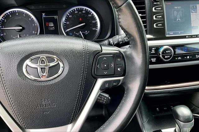2019 Toyota Highlander SE