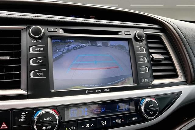 2019 Toyota Highlander SE