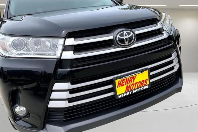 2019 Toyota Highlander SE