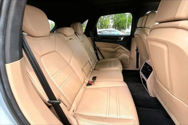 2021 Porsche Cayenne Cayenne