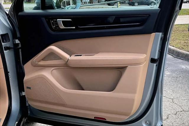 2021 Porsche Cayenne Cayenne