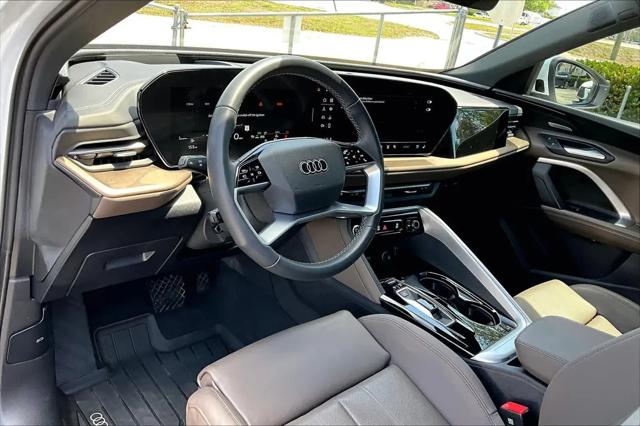 2025 Audi Q5 Premium Plus TFSI quattro S tronic