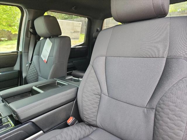 2026 Toyota Tundra SR5 CrewMax 5.5' Bed