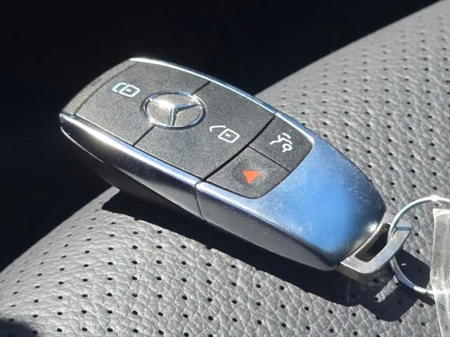 2022 Mercedes-Benz GLC 4MATIC SUV