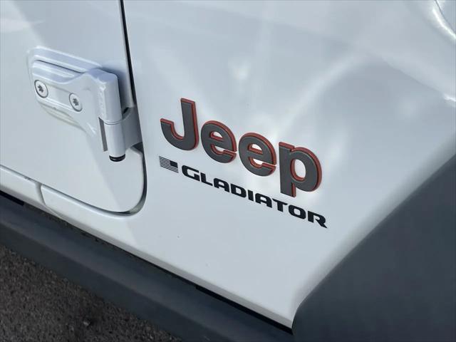 2023 Jeep Gladiator Sport