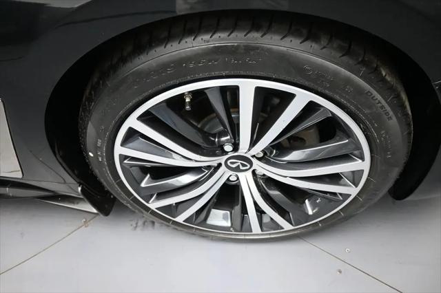 2021 INFINITI Q60 LUXE AWD