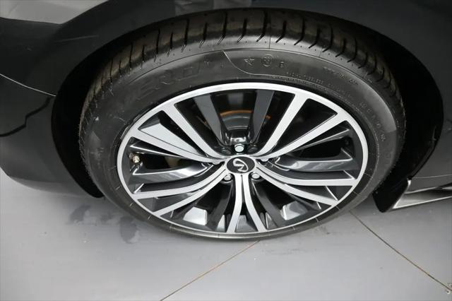 2021 INFINITI Q60 LUXE AWD