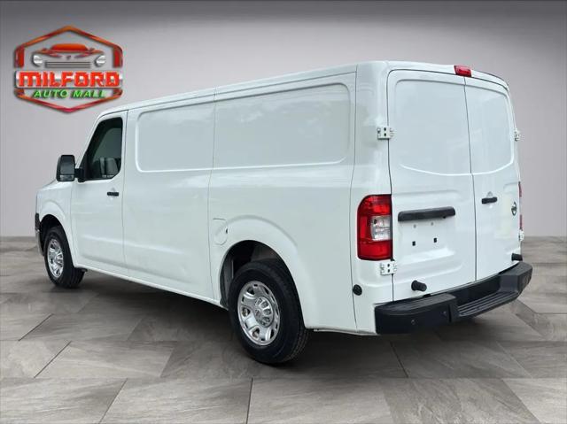 2019 Nissan 1500 SV V6