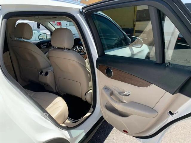 2022 Mercedes-Benz GLC 4MATIC SUV