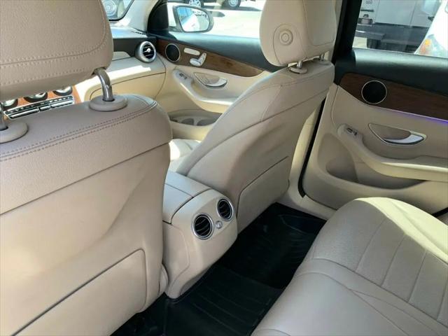 2022 Mercedes-Benz GLC 4MATIC SUV