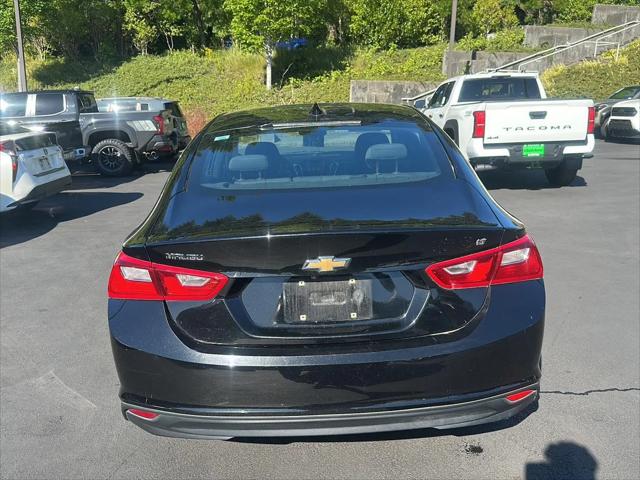 2017 Chevrolet Malibu 1LT