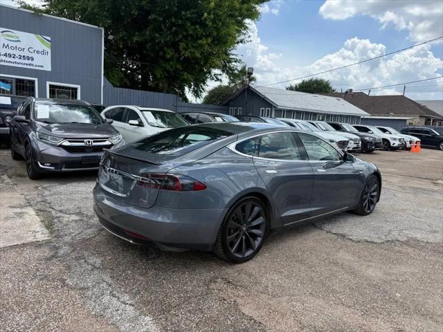 2013 Tesla Model S Performance