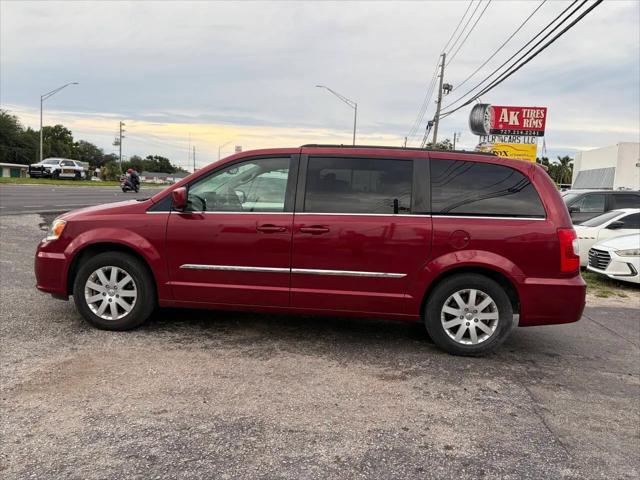 2014 Chrysler Town & Country Touring