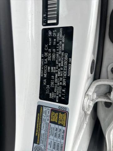 2025 Kia K4 LXS