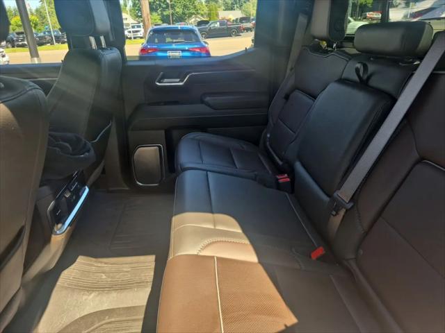 2024 GMC Sierra 1500 4WD Crew Cab Short Box Denali