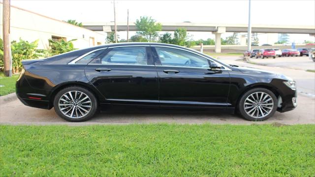 2017 Lincoln MKZ Select