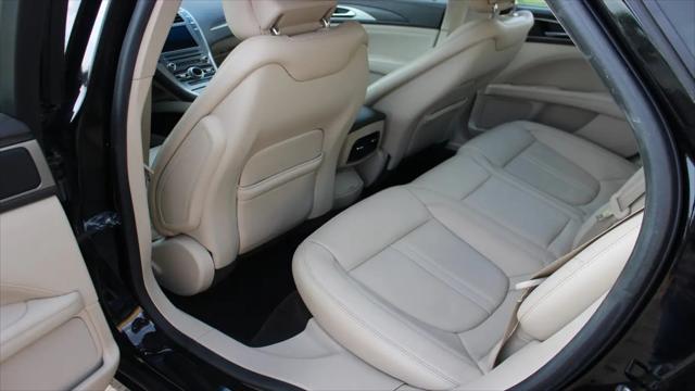 2017 Lincoln MKZ Select