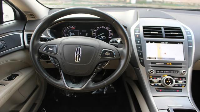 2017 Lincoln MKZ Select