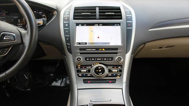 2017 Lincoln MKZ Select