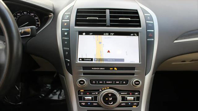 2017 Lincoln MKZ Select