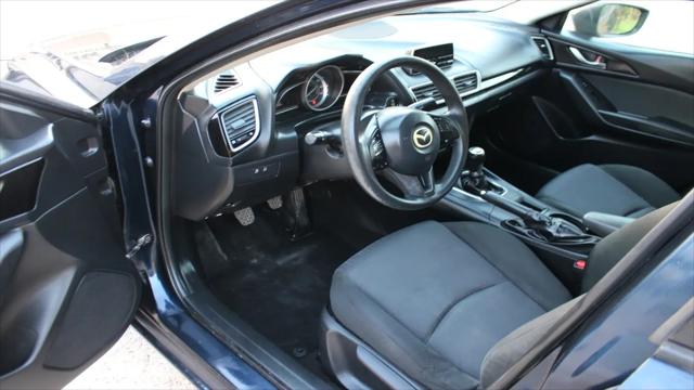 2014 Mazda Mazda3 i Sport